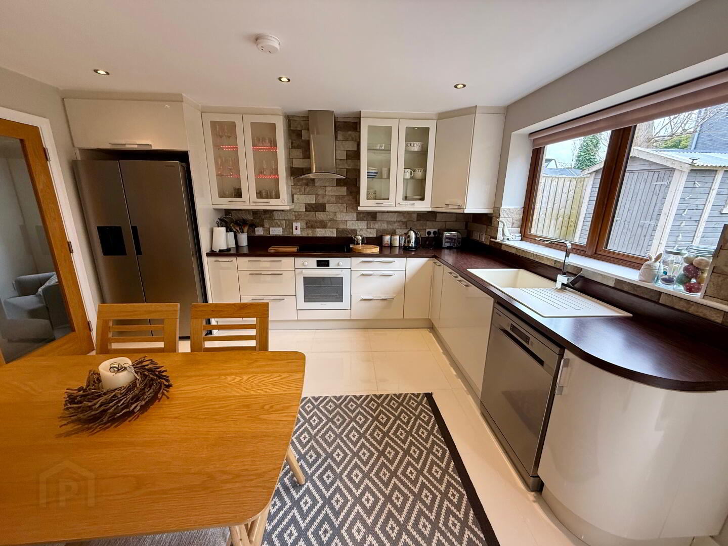 7 The Beechgrove 6 of 23