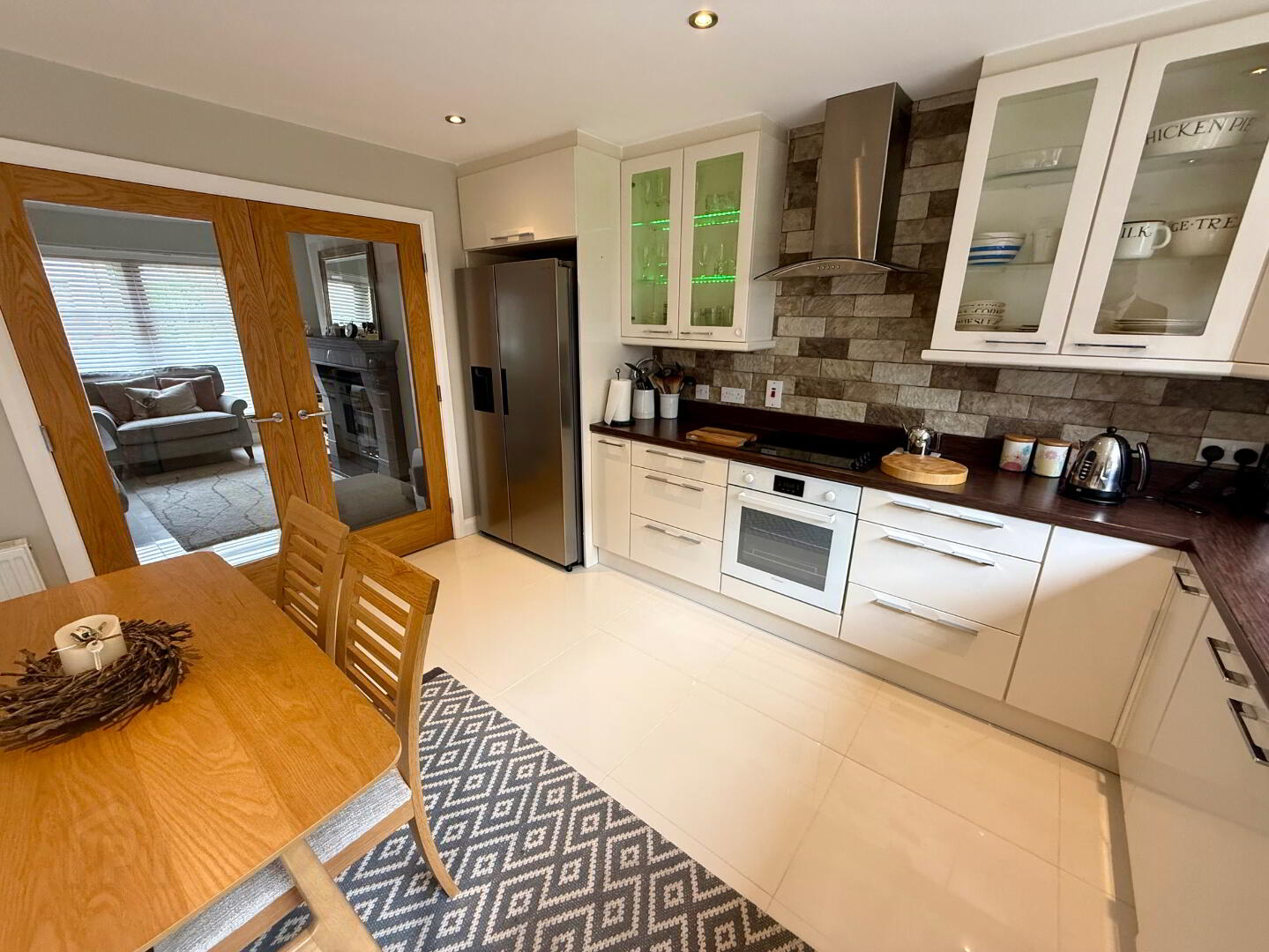 7 The Beechgrove 8 of 23