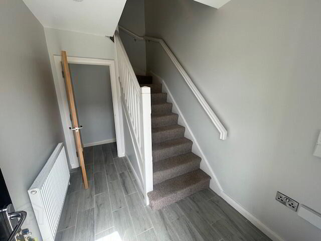 Unit 4, Park View 2 of 10