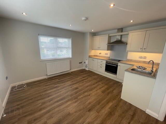 Unit 4, Park View 3 of 10