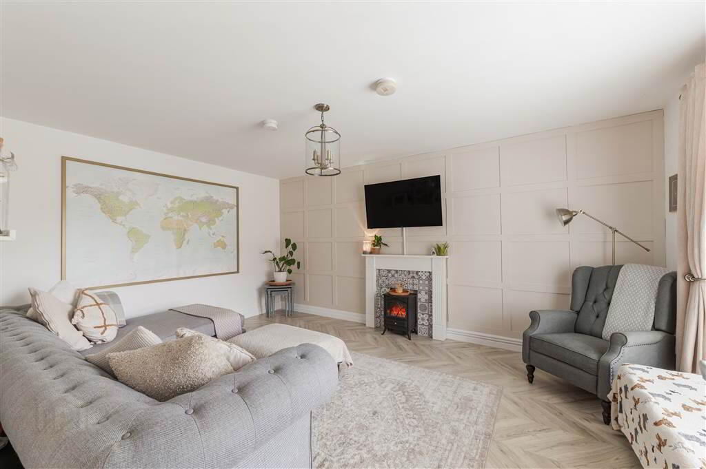 48 Woodbrook Walk 7 of 36