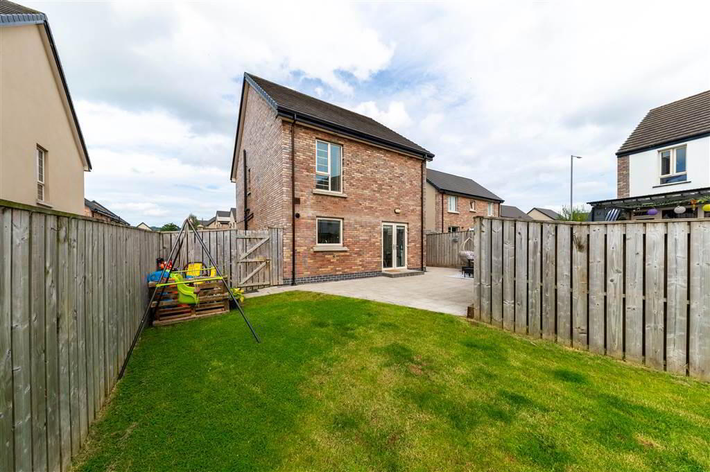 48 Woodbrook Walk 31 of 36