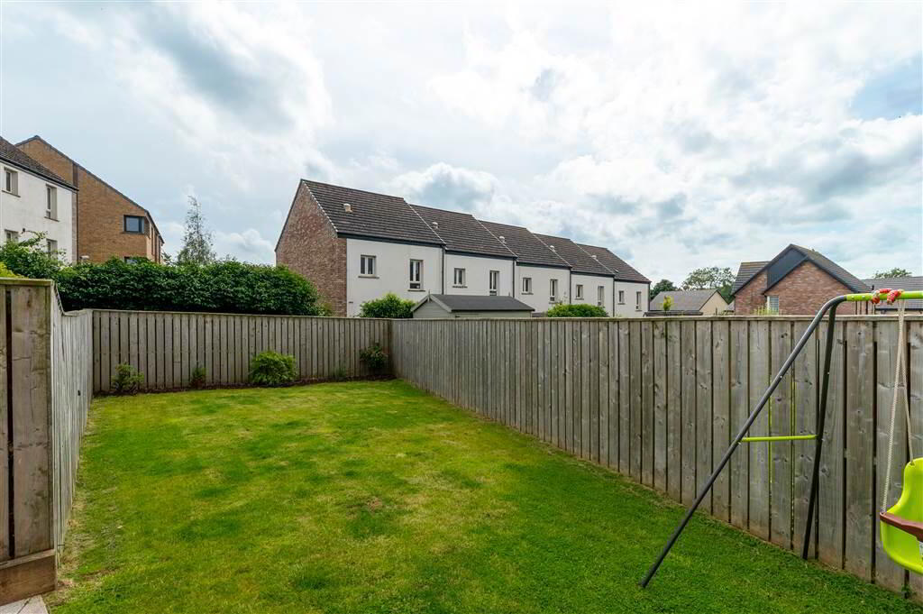 48 Woodbrook Walk 33 of 36