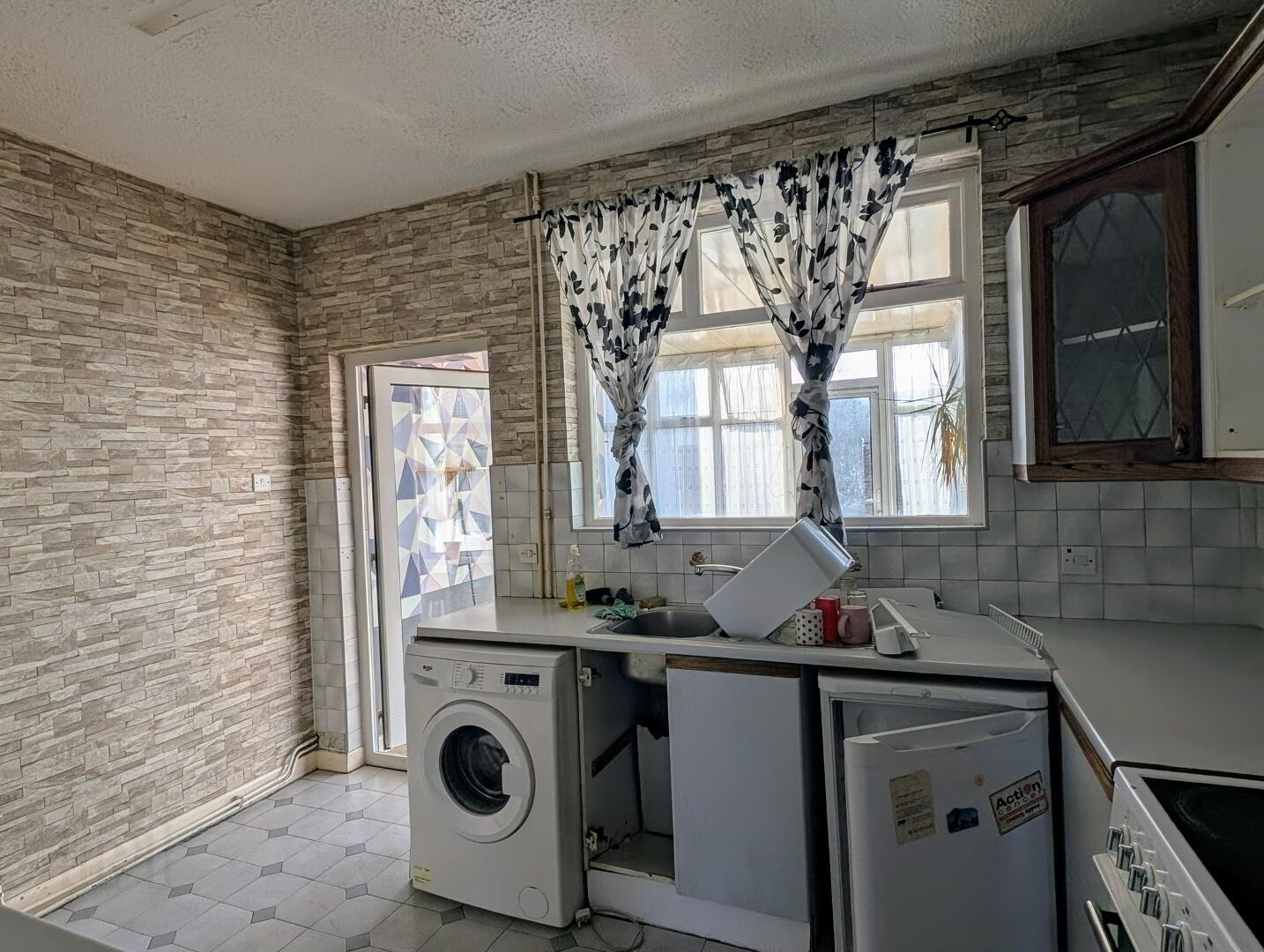 127b Bushmills Road 6 of 22