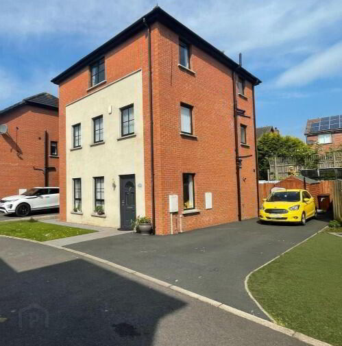 7 Highgrove Green 1 of 32