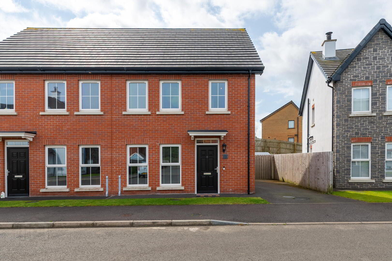 35 Orchard Hill Lane 1 of 38