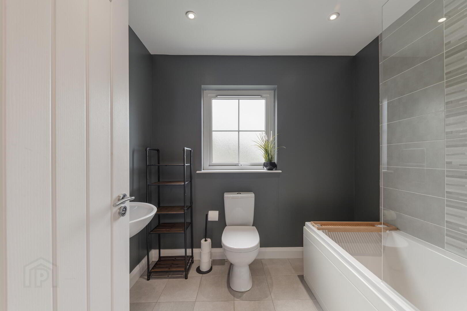 35 Orchard Hill Lane 28 of 38