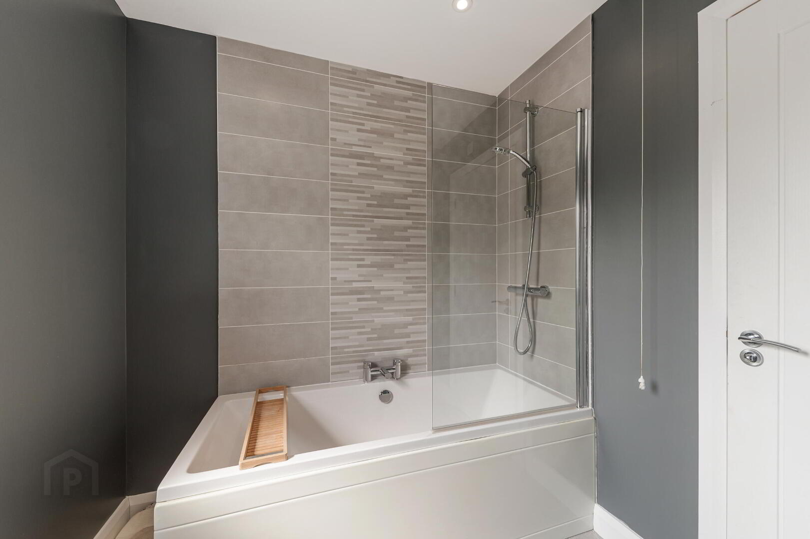 35 Orchard Hill Lane 29 of 38