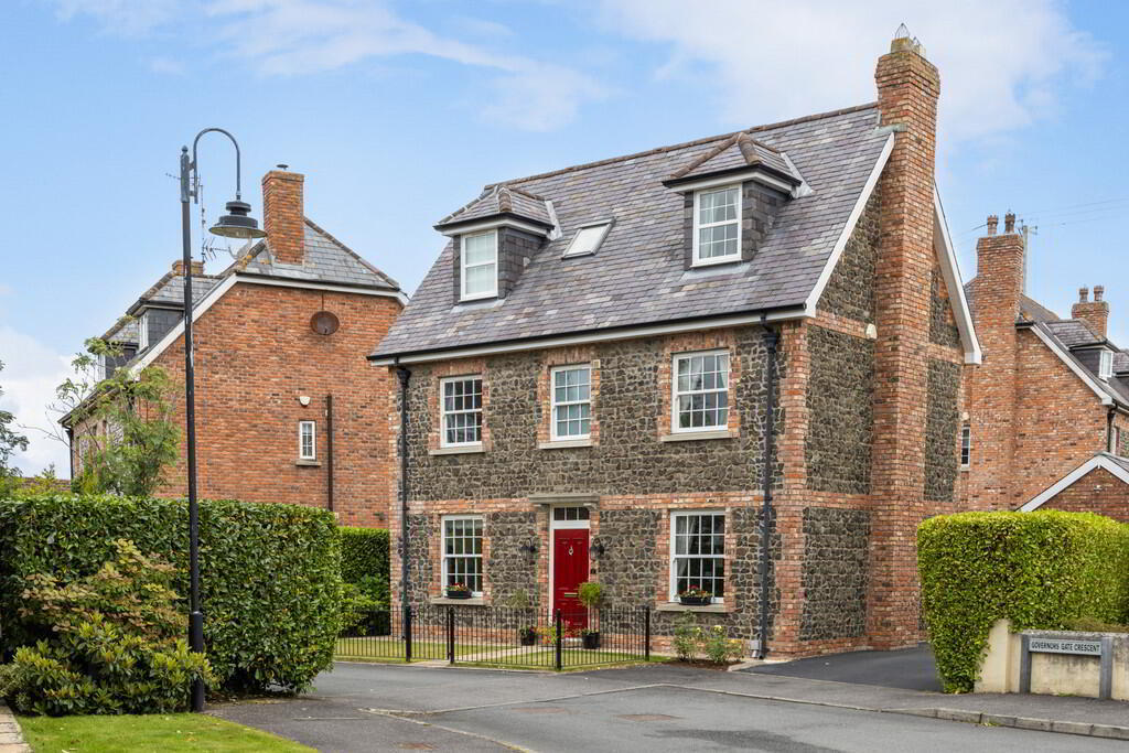 5 Governors Gate Crescent 1 of 39