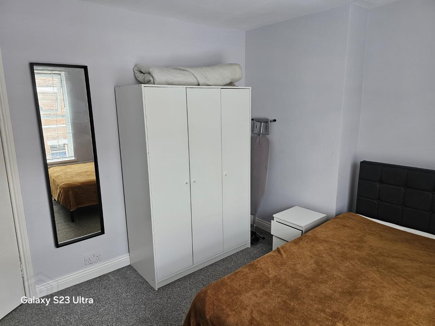 Room, 17 Dunvegan Street 7 of 10
