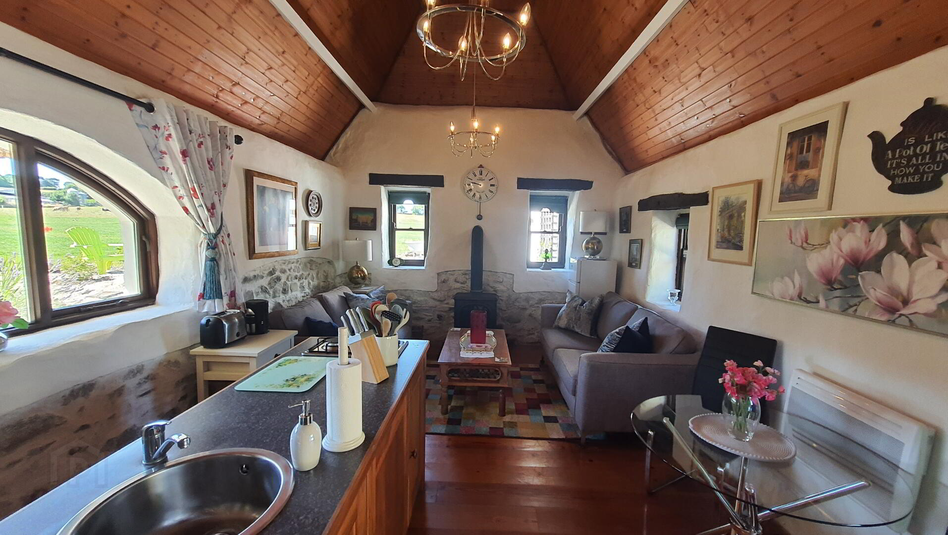 Cailinrua, Tomnalossett 11 of 23