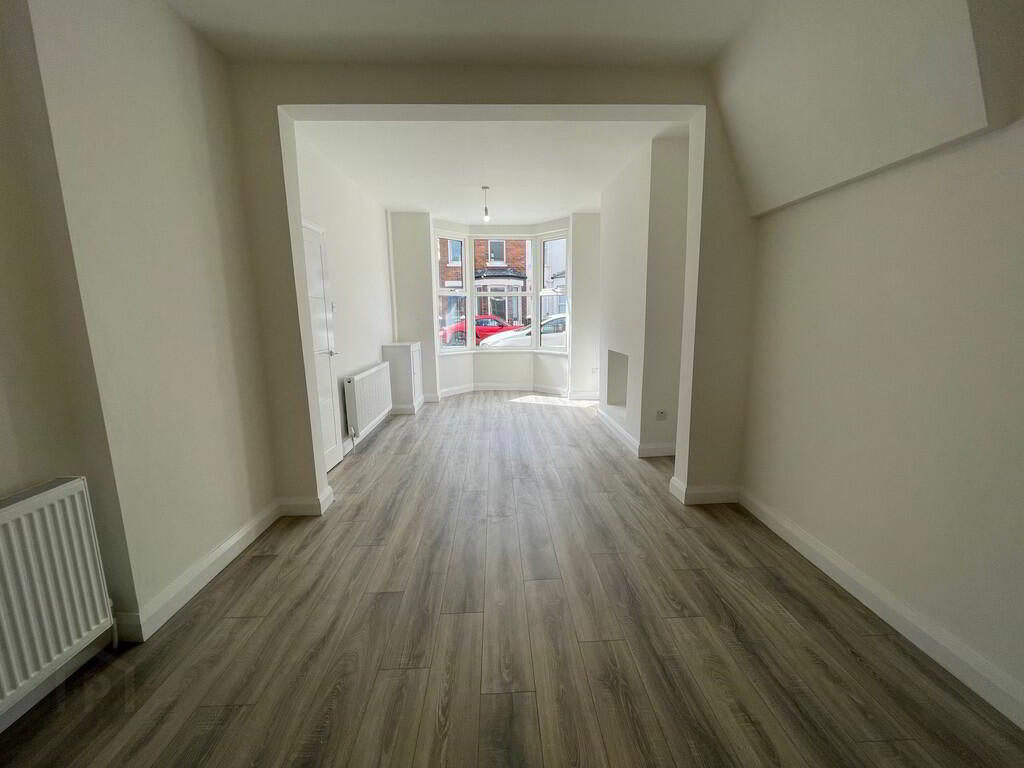 1 Larkstone Street 5 of 15