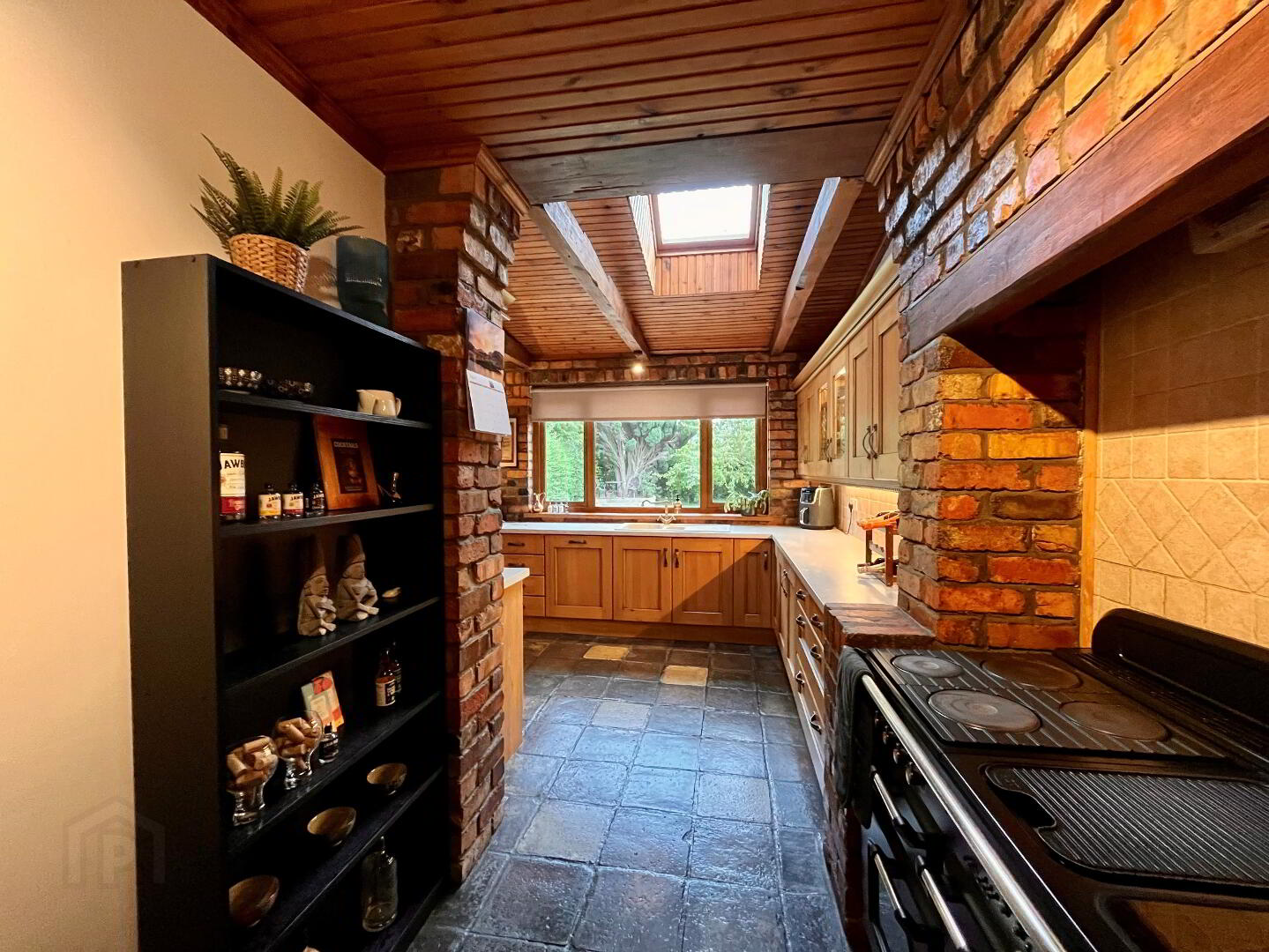 94 Gilford Road 15 of 31