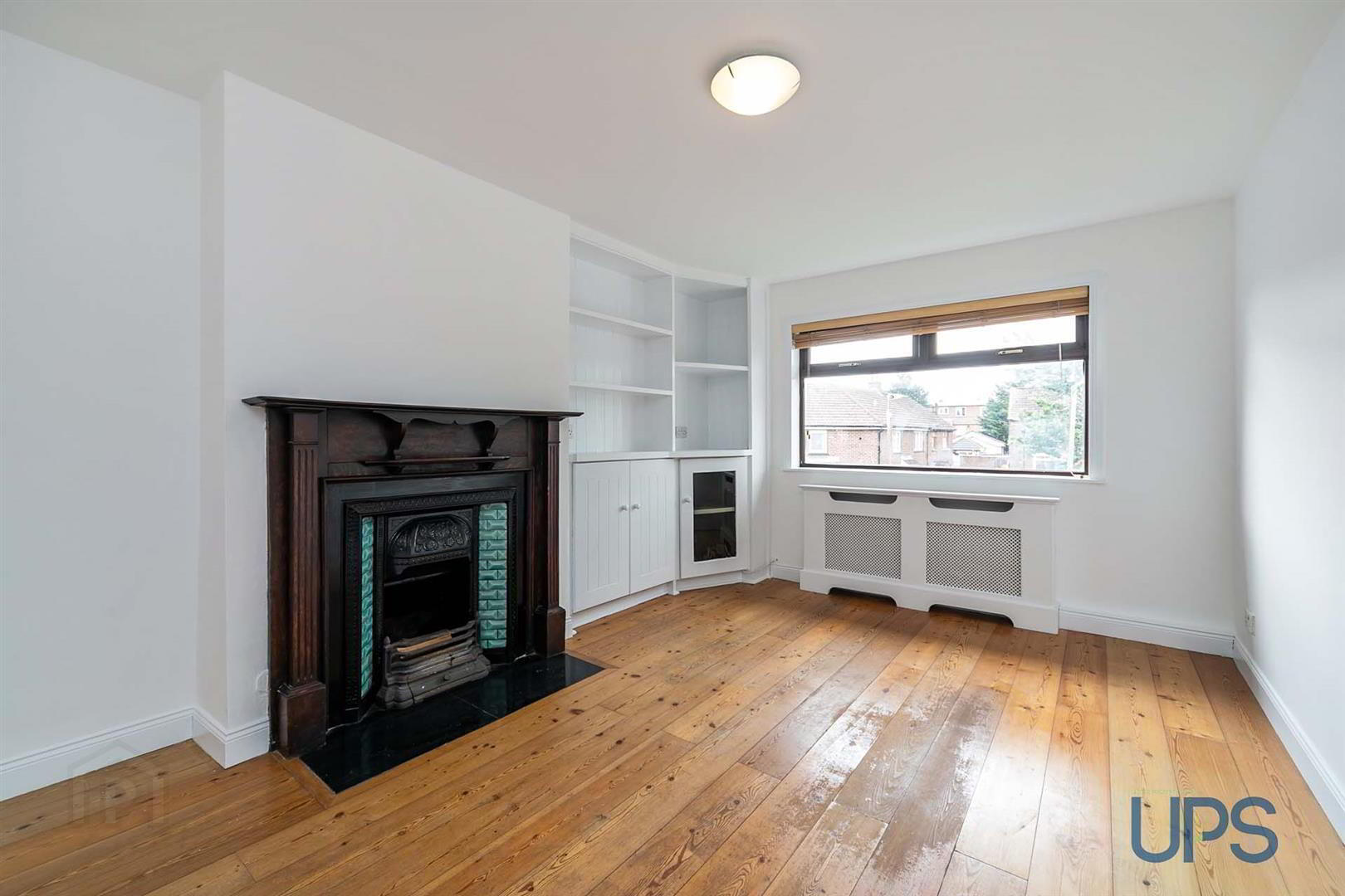 Apt 37, Navan Green 3 of 27