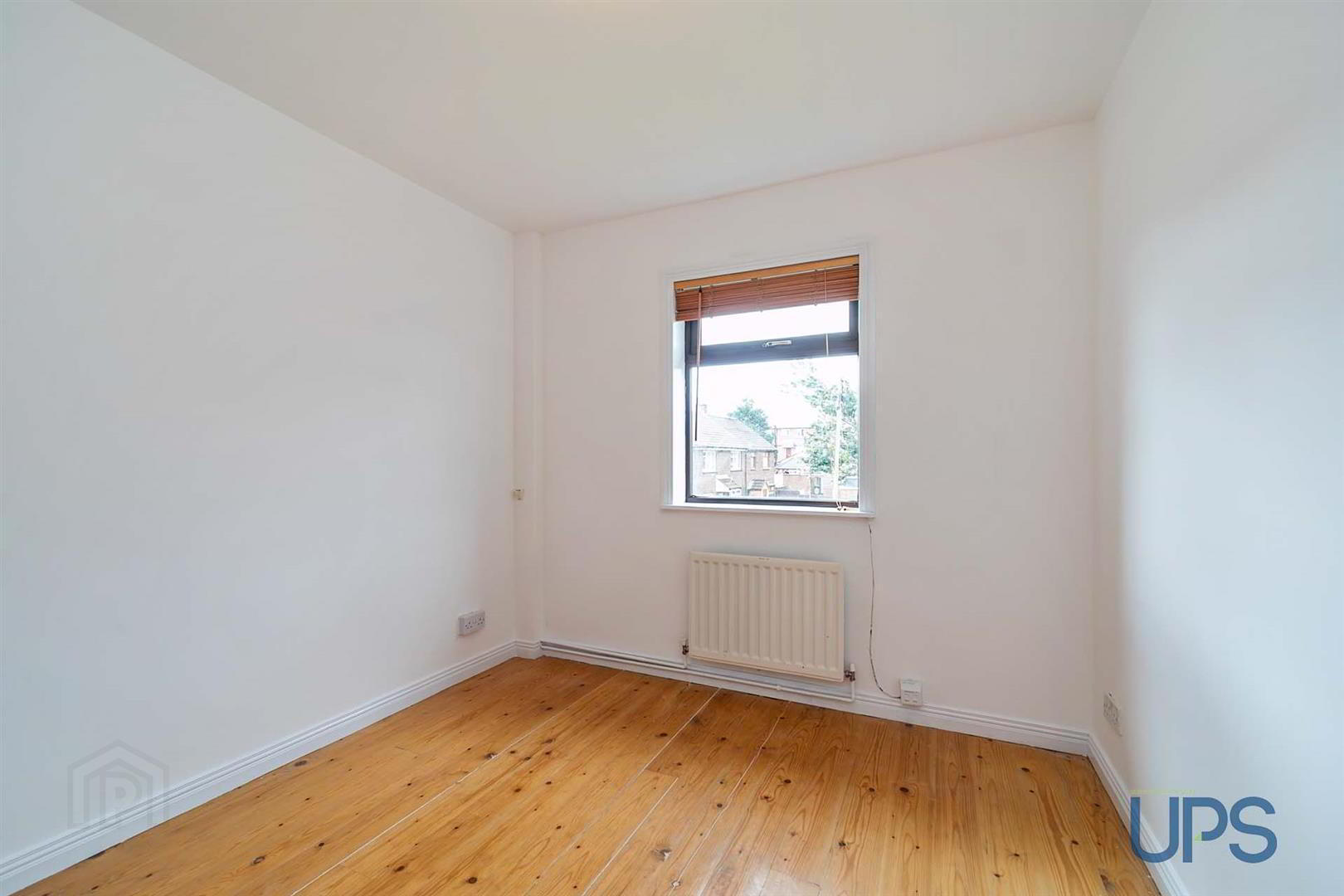 Apt 37, Navan Green 12 of 27
