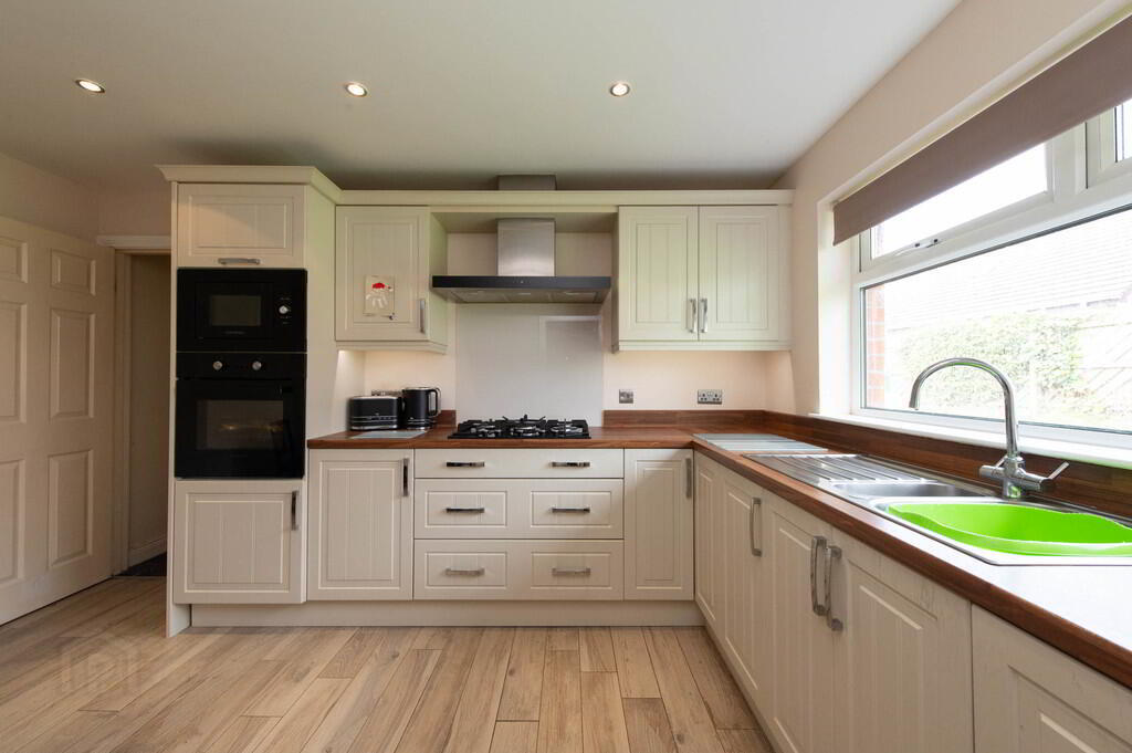 12 Gorman Close 6 of 18