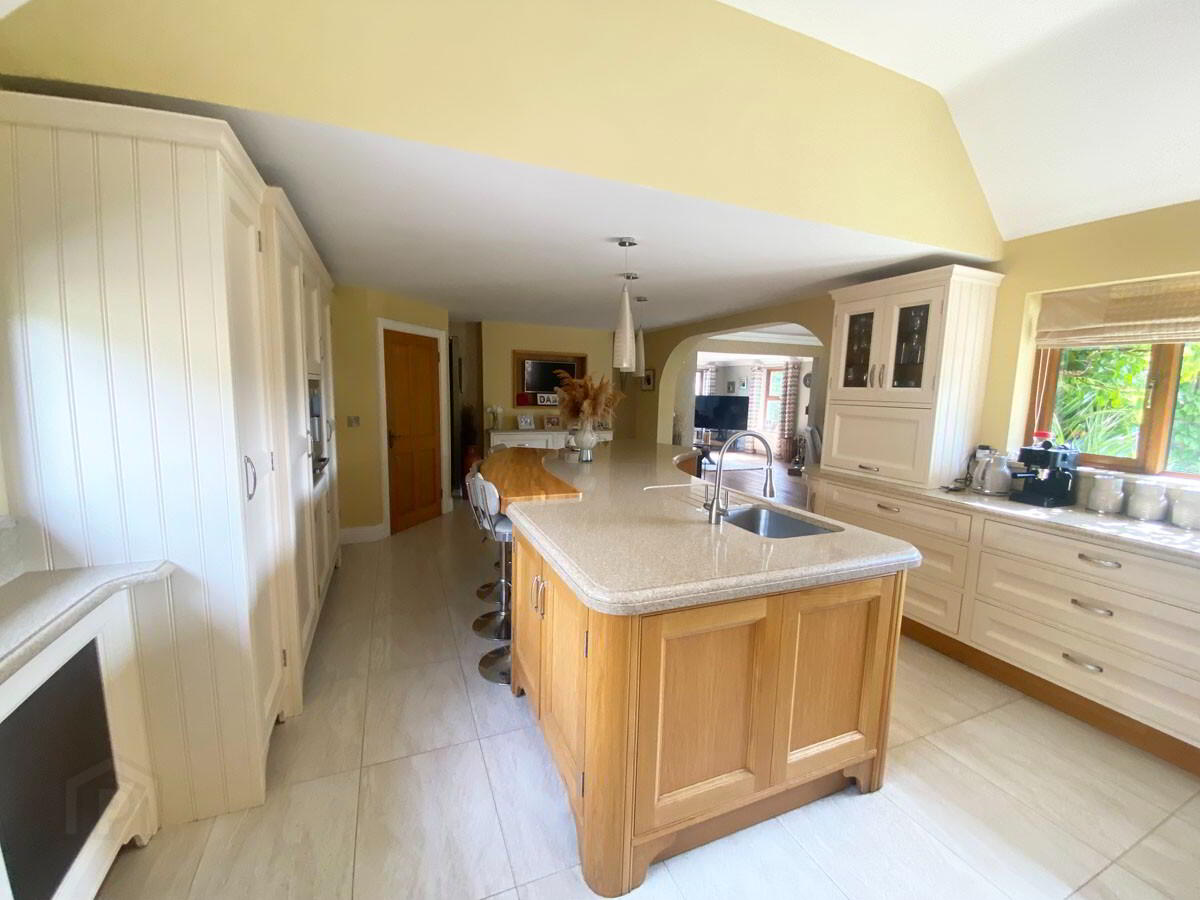 19 Glaskerbeg Road 11 of 41