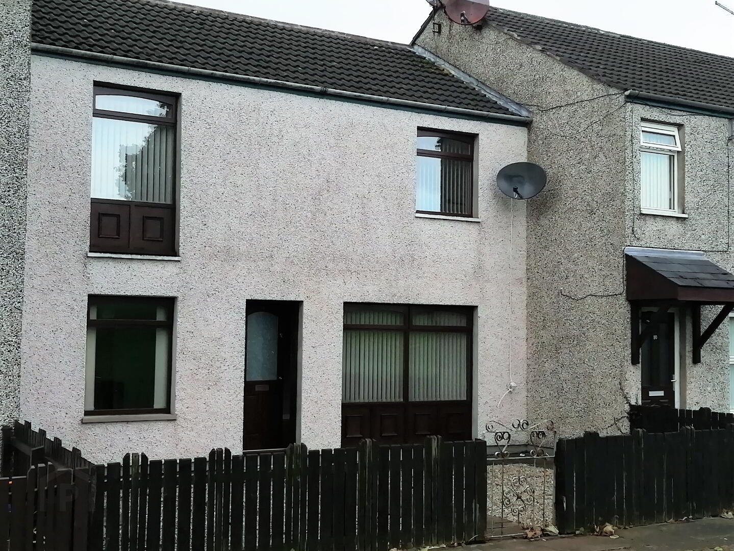 9 Andraid Close 1 of 10