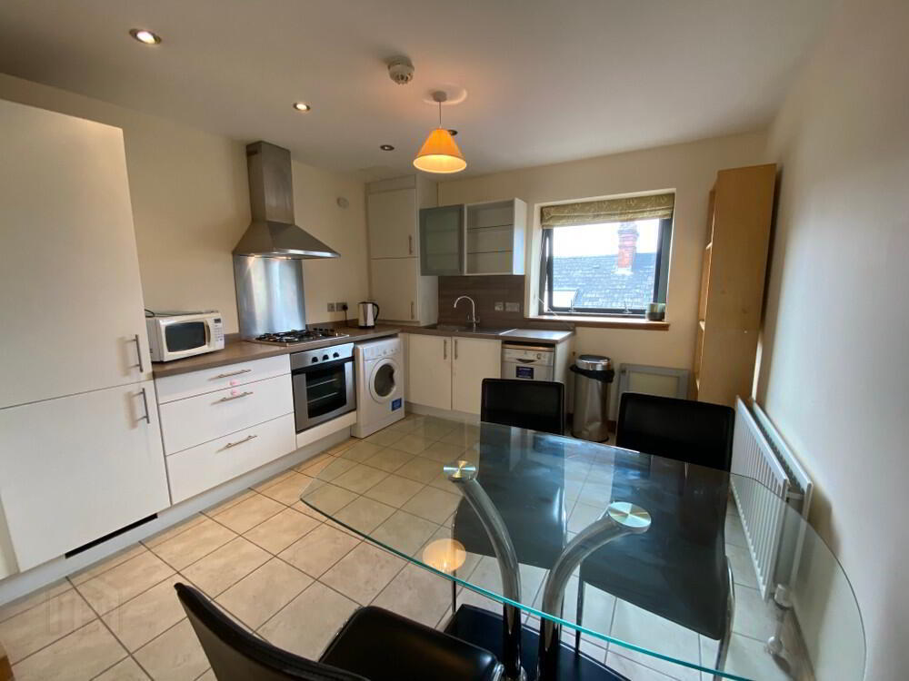 Victoria Place, 20 Wellwood Street 4 of 14