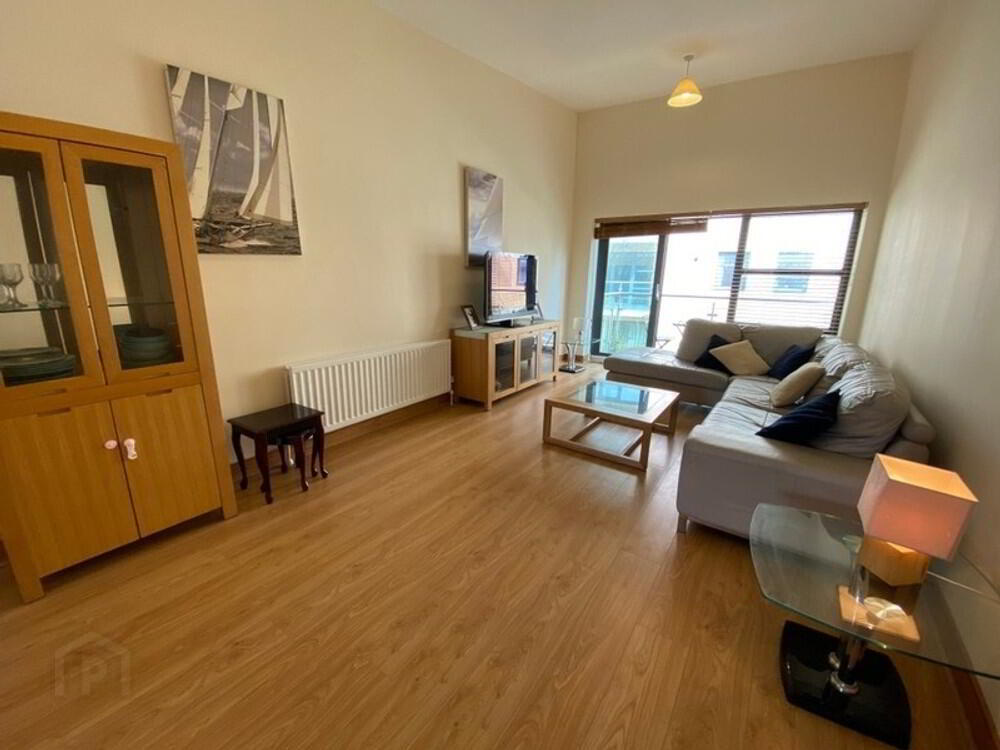 Victoria Place, 20 Wellwood Street 2 of 14