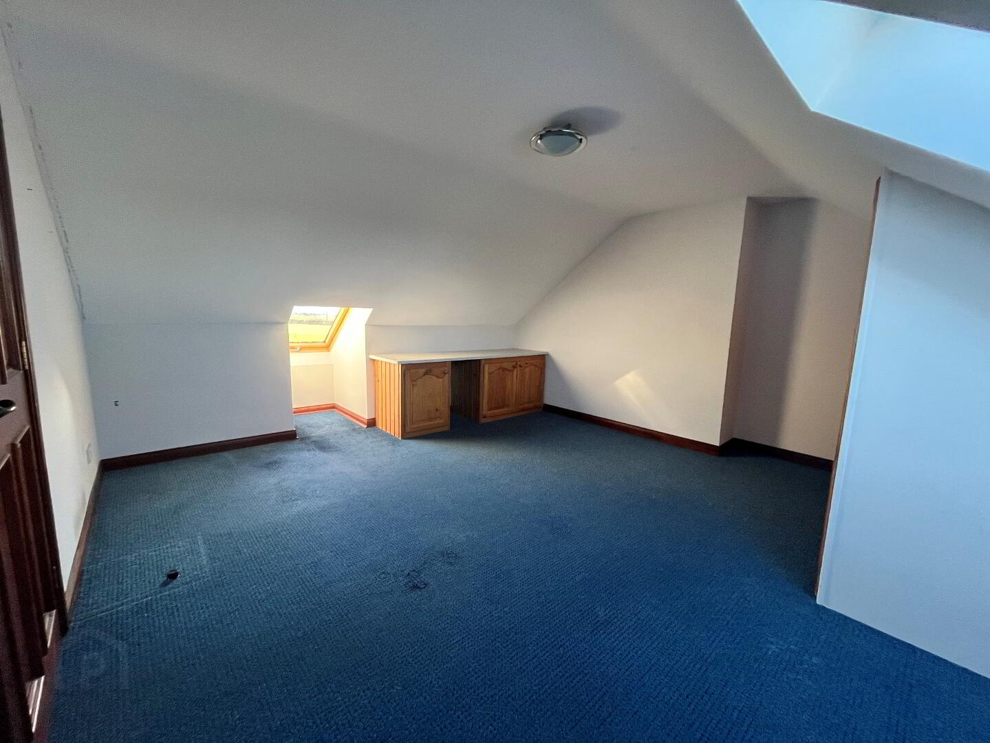 82 Paisley Road 13 of 25