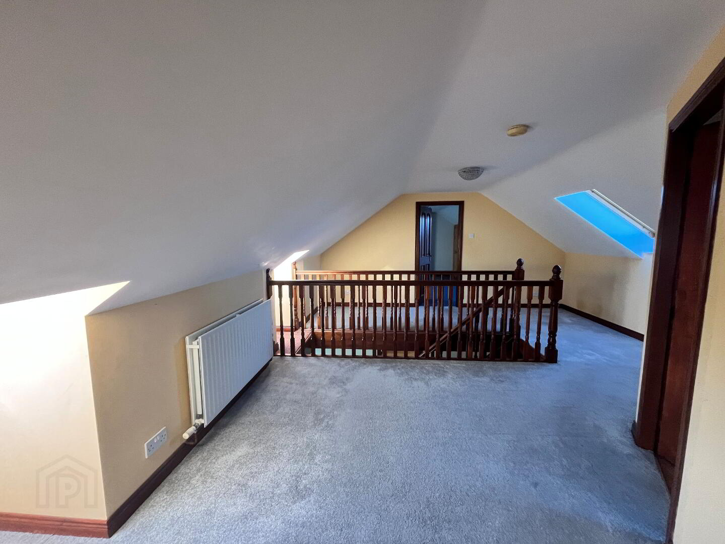 82 Paisley Road 12 of 25
