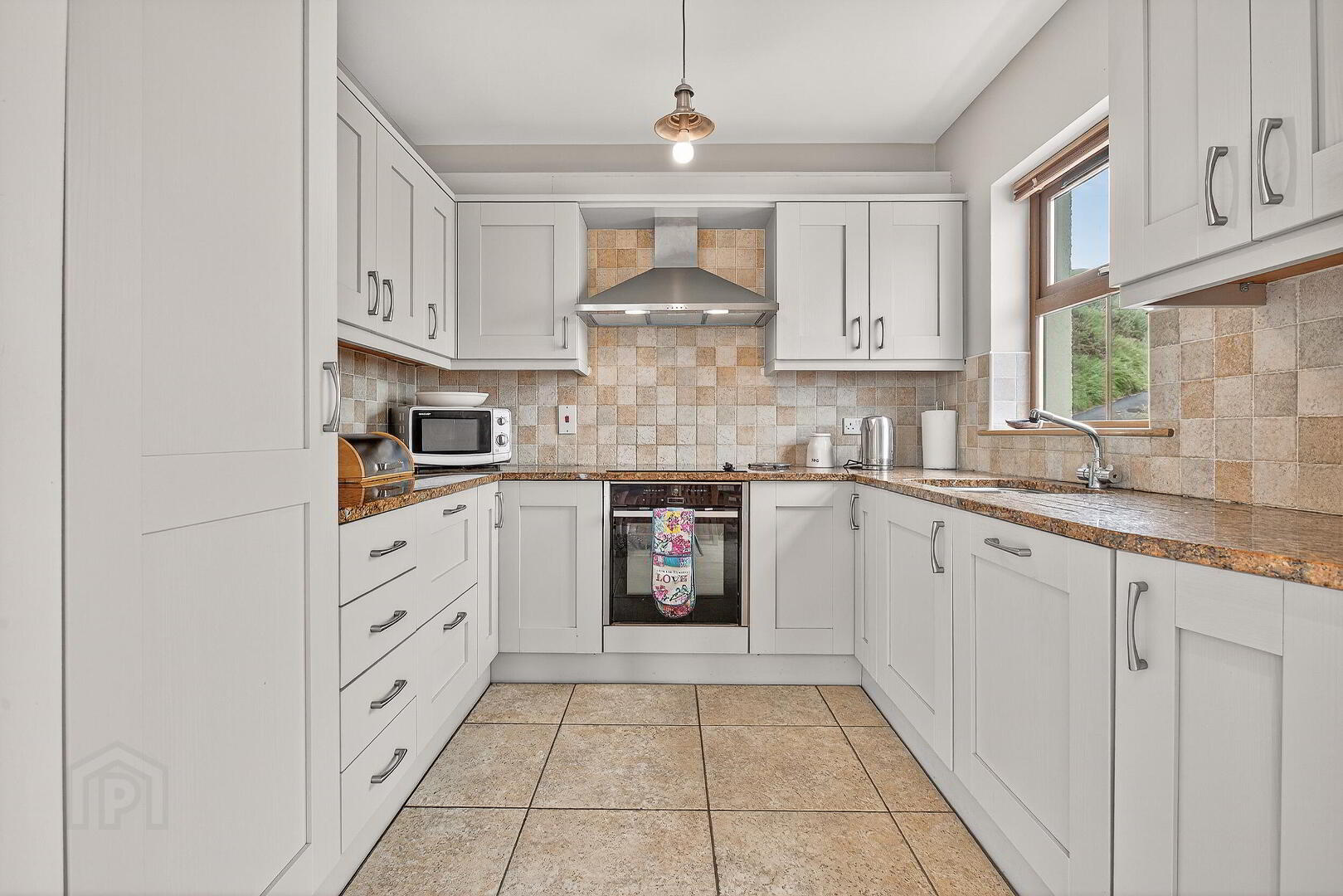 38 Strand Road 7 of 22