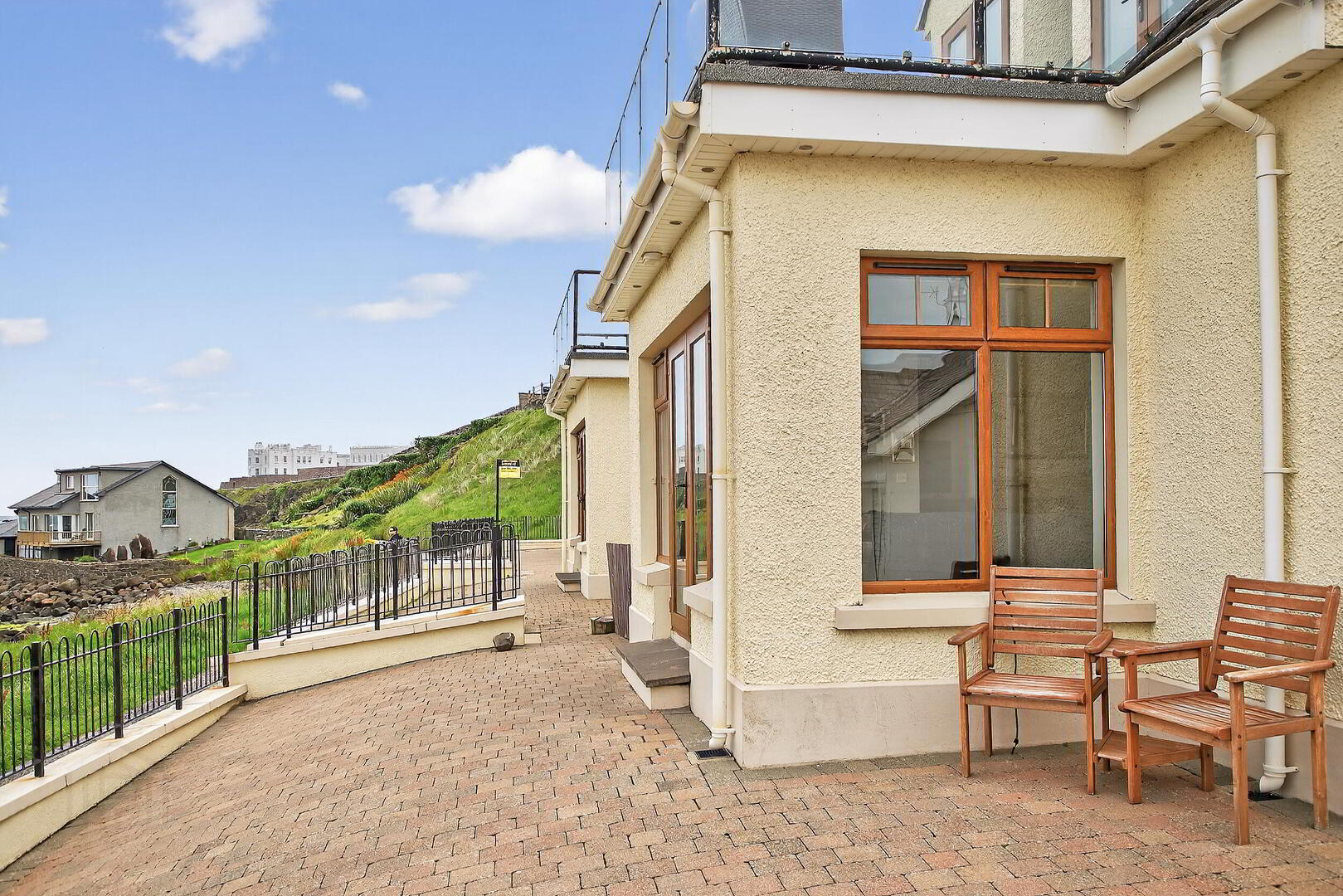 38 Strand Road 18 of 22