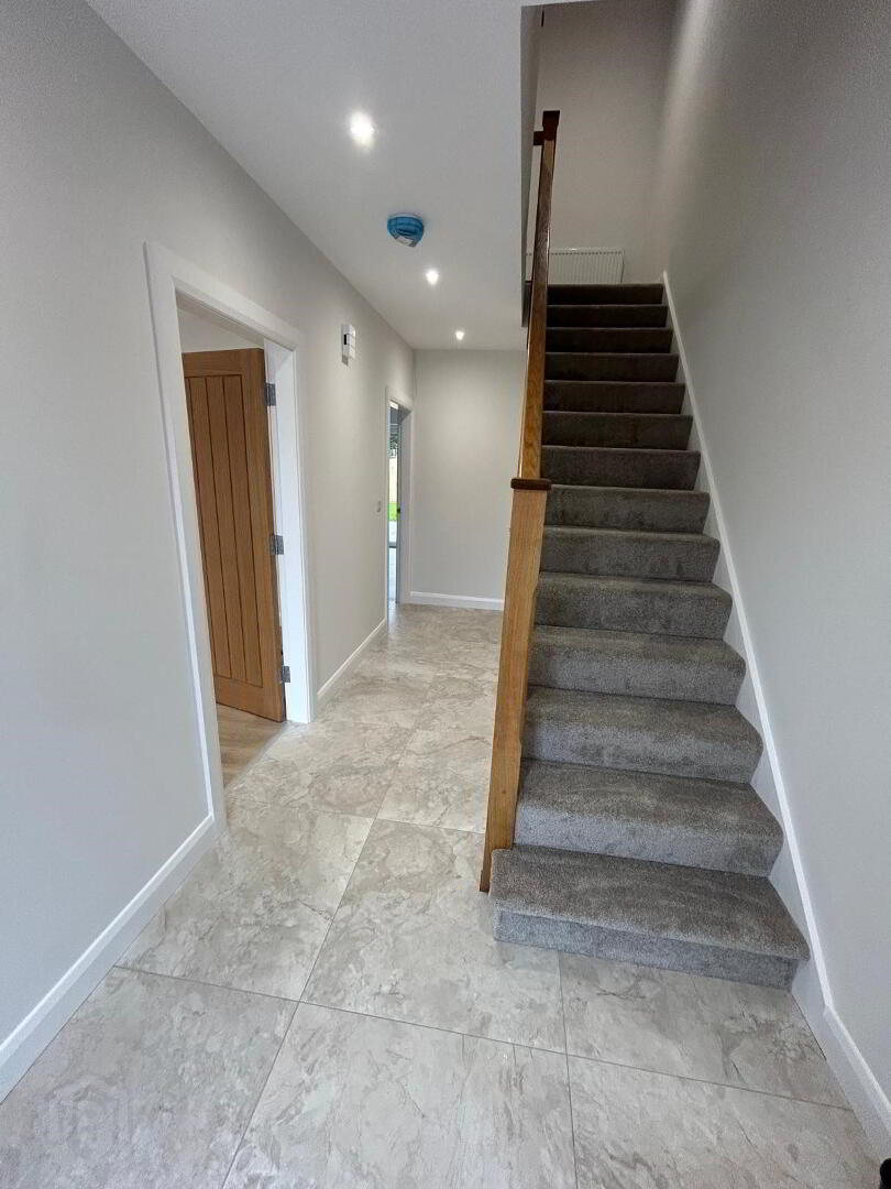 Semi-Detached 2 of 16