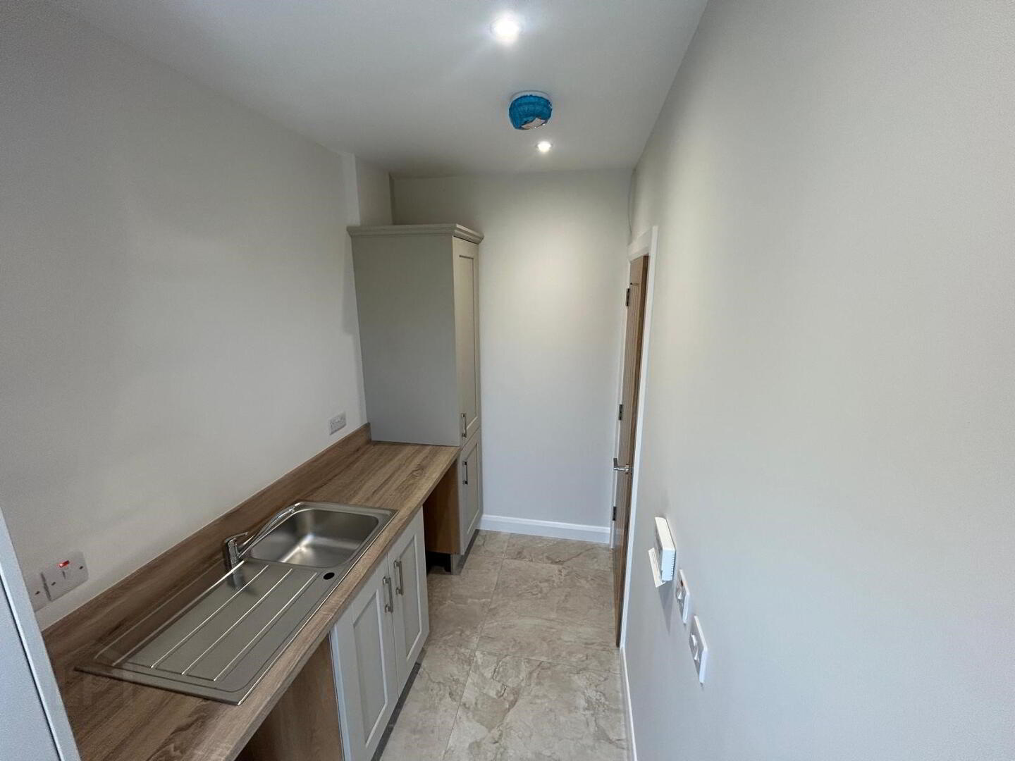 Semi-Detached 7 of 21