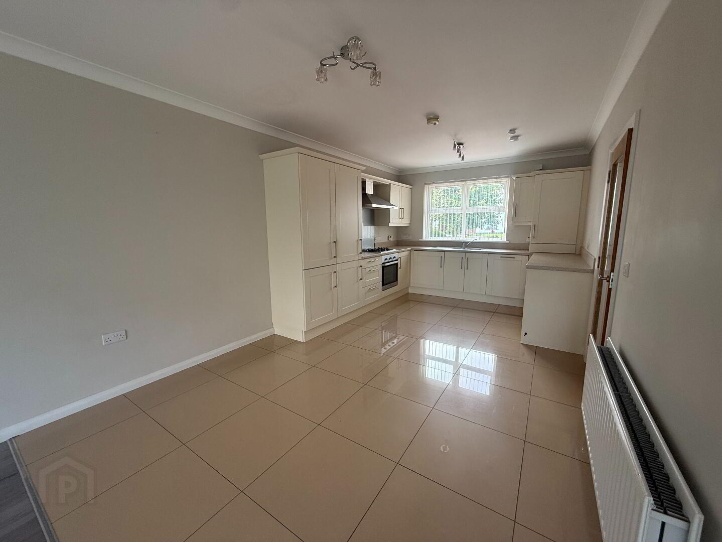 11 Tullymore Gardens 4 of 15