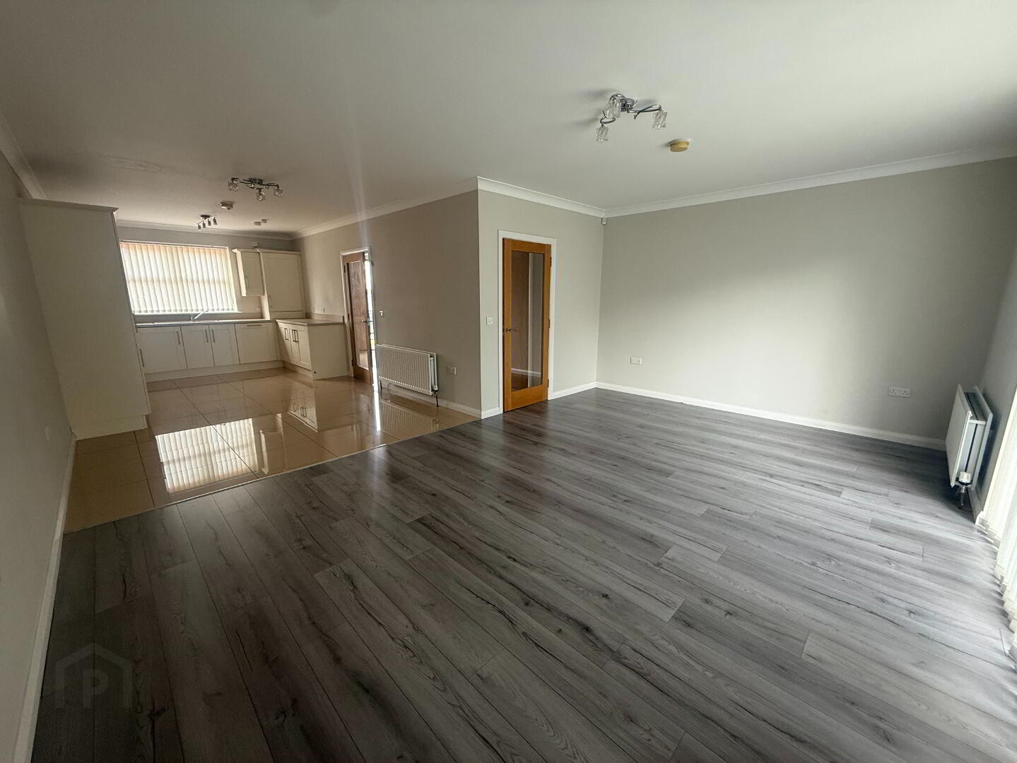 11 Tullymore Gardens 7 of 15