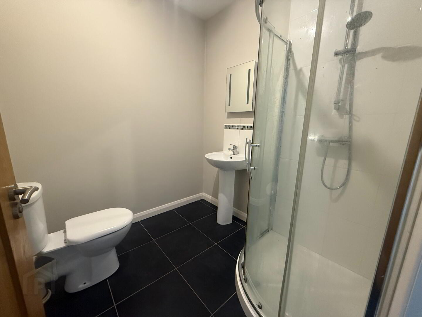 11 Tullymore Gardens 14 of 15