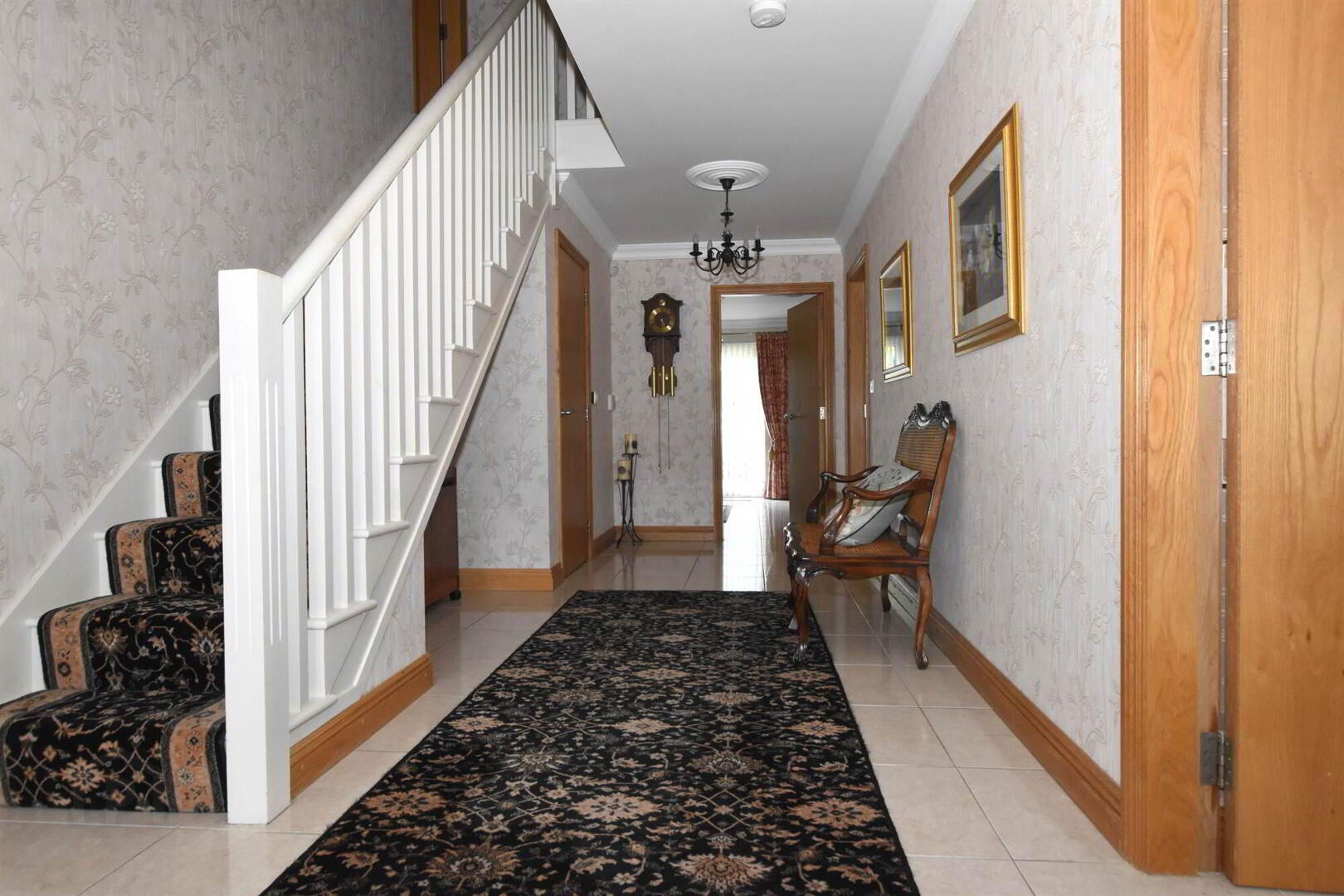 1 Lakeview Manor 4 of 30