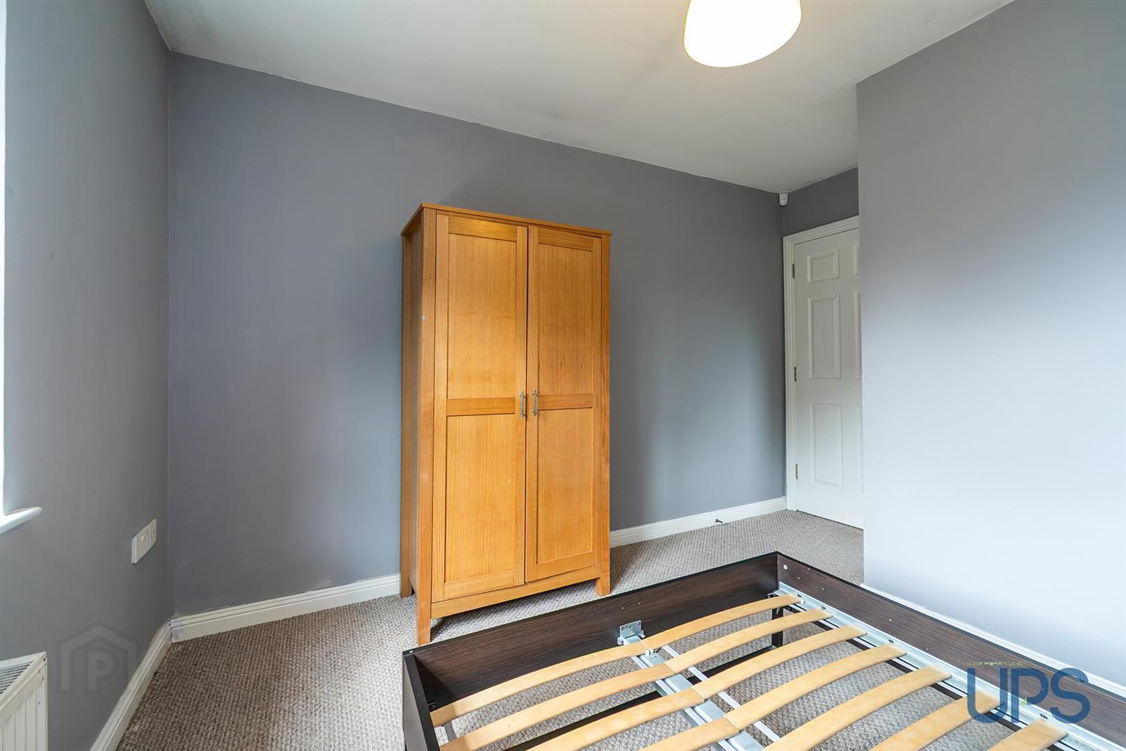 Apt 11, 15 St. Annes Road 11 of 24