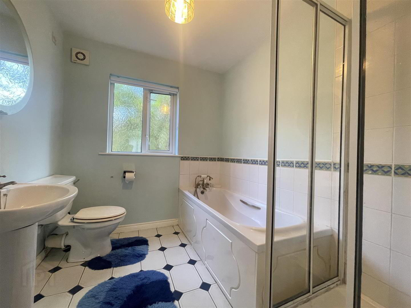 Apt 7, Glenburn Ford 7 of 7