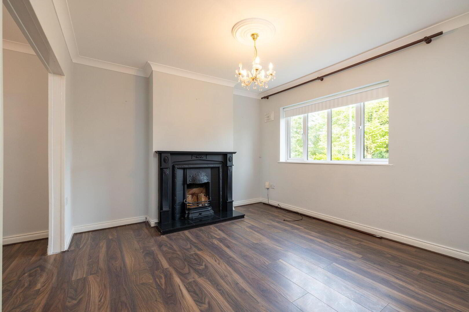 122 Burrin Manor 6 of 20
