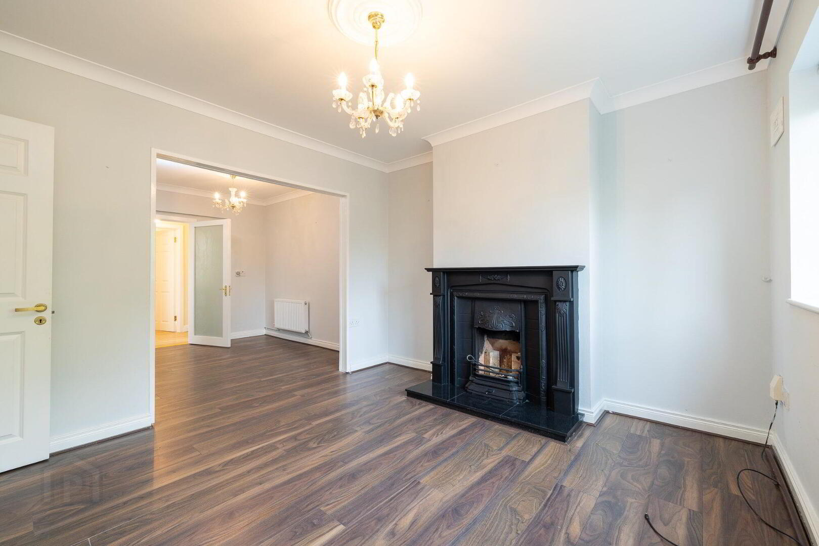 122 Burrin Manor 7 of 20