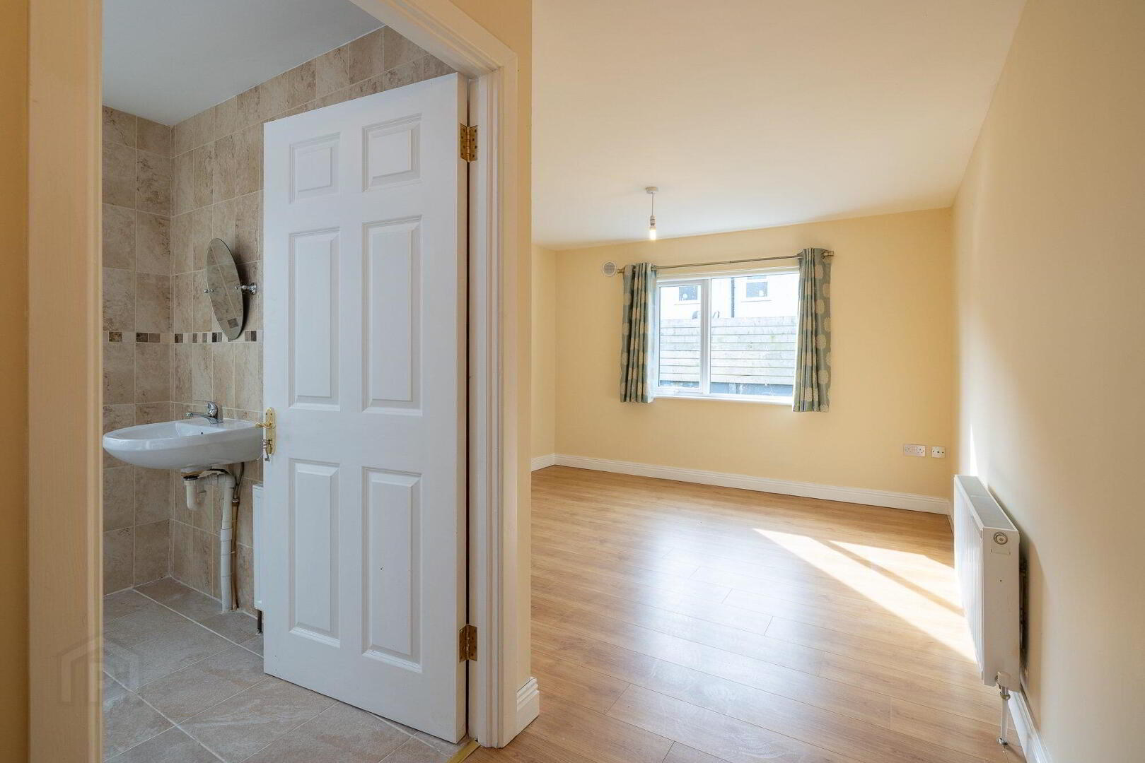 122 Burrin Manor 11 of 20