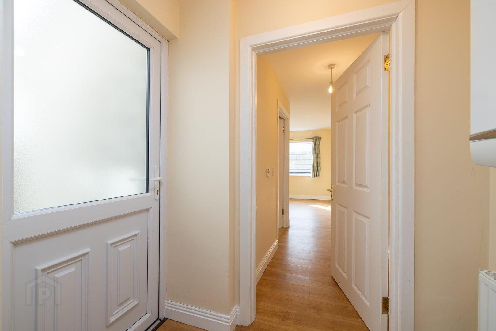 122 Burrin Manor 10 of 20