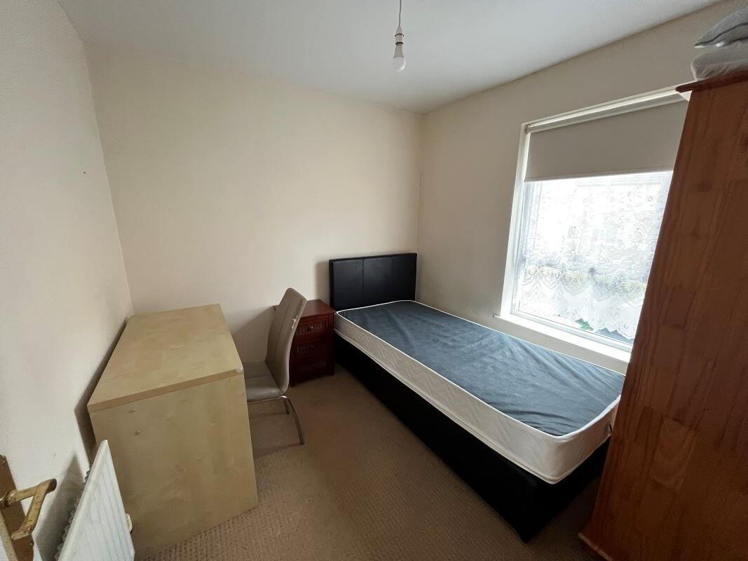 57 Willowfield Street 23 of 26