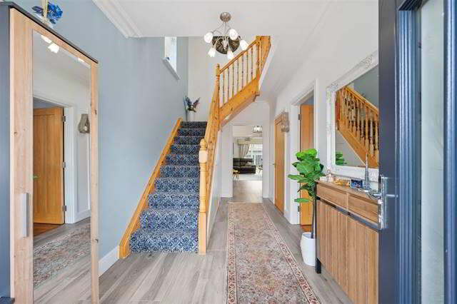17 Oak Drive 35 of 64