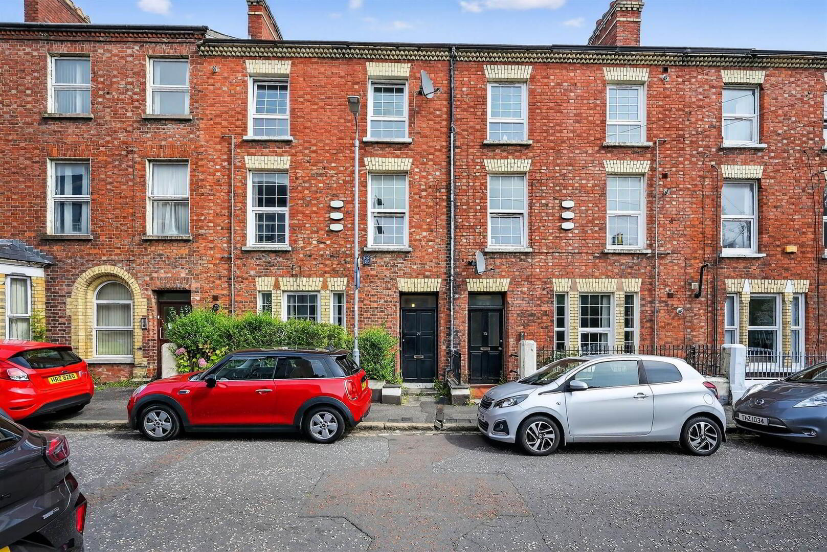 Apt 1, 25-27 Dunluce Avenue 1 of 16
