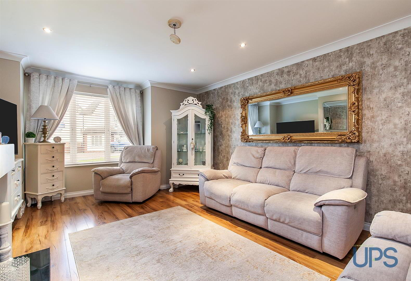 10 Lagmore View Way 4 of 28