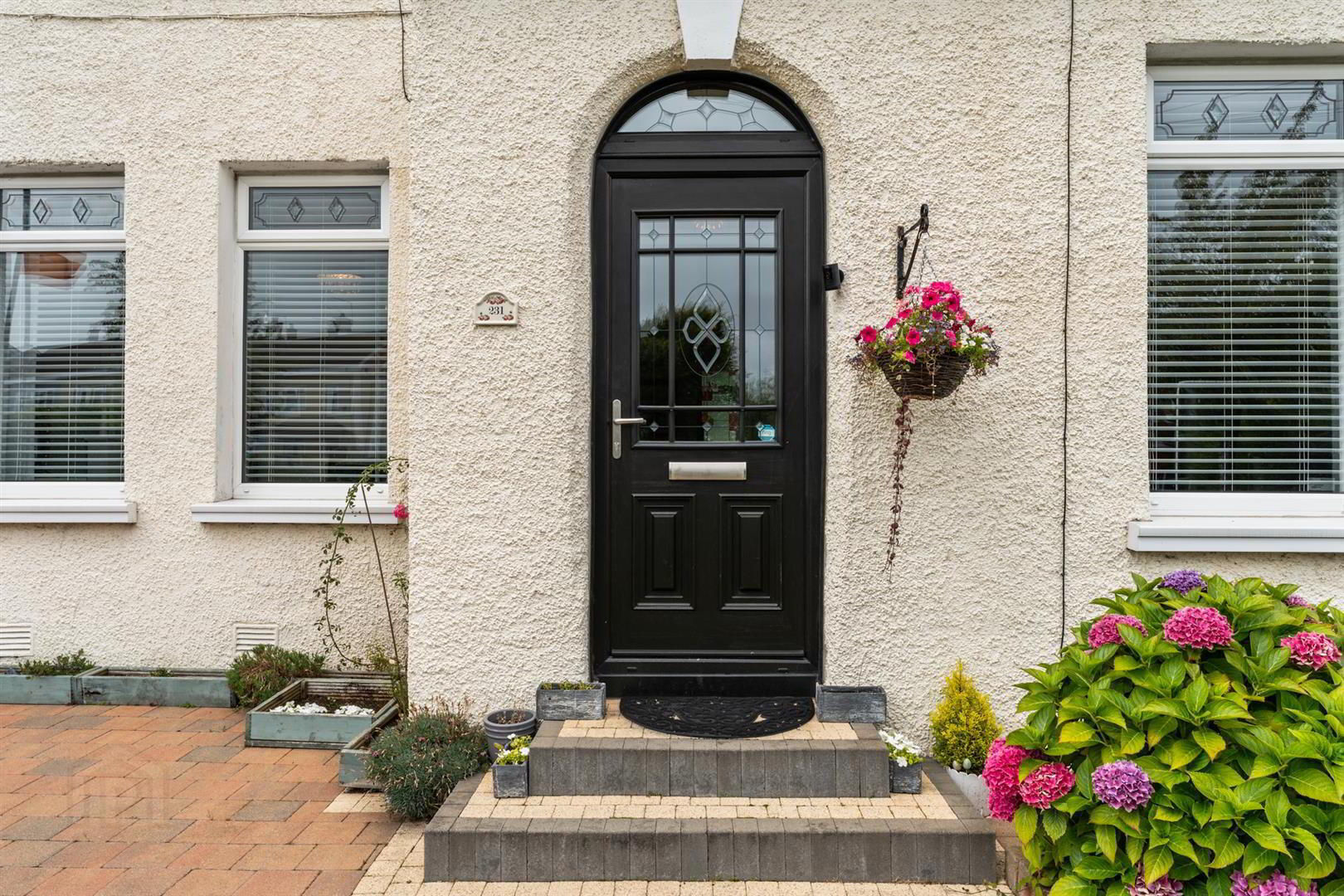 231 Ballygomartin Road 3 of 33