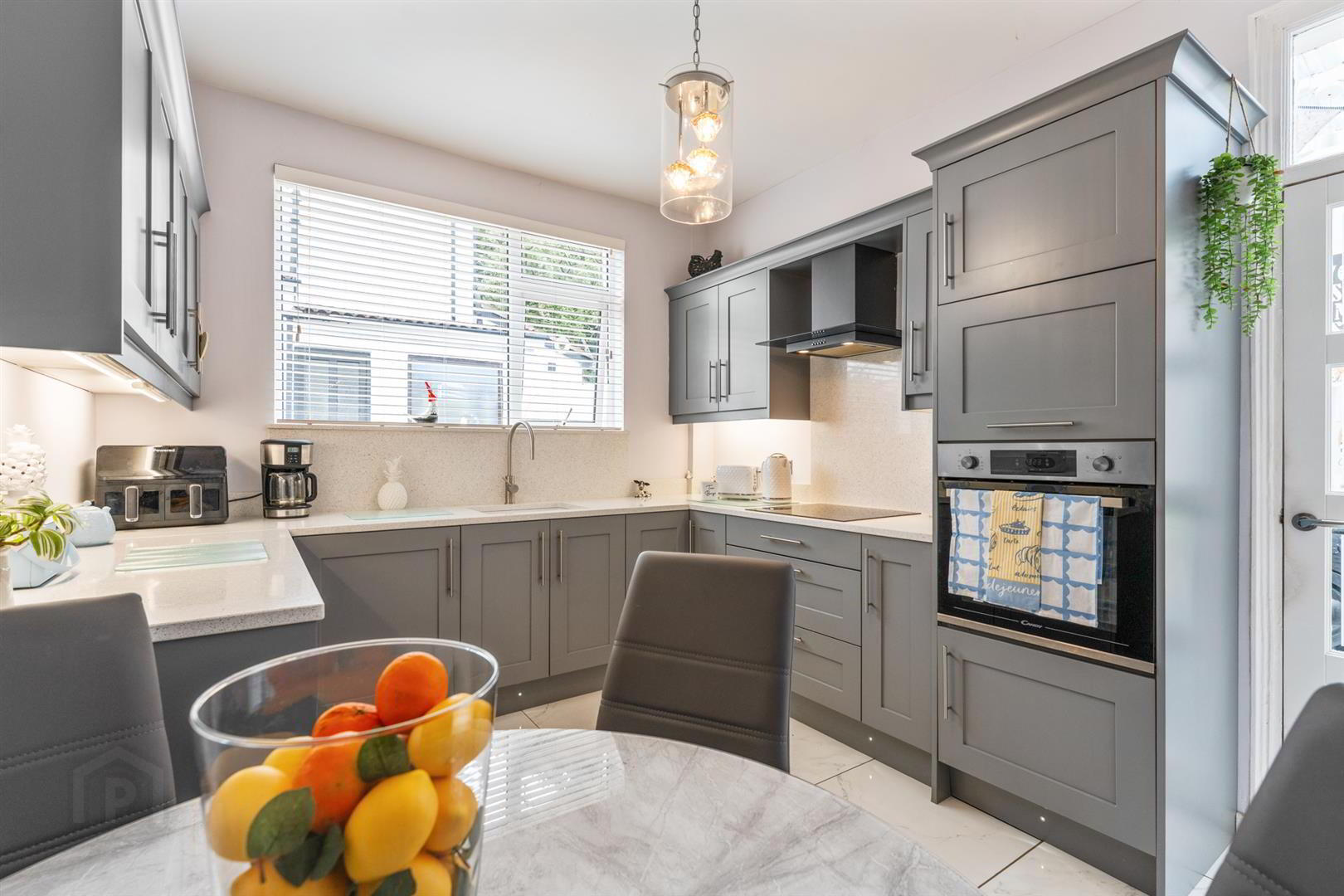 231 Ballygomartin Road 17 of 33