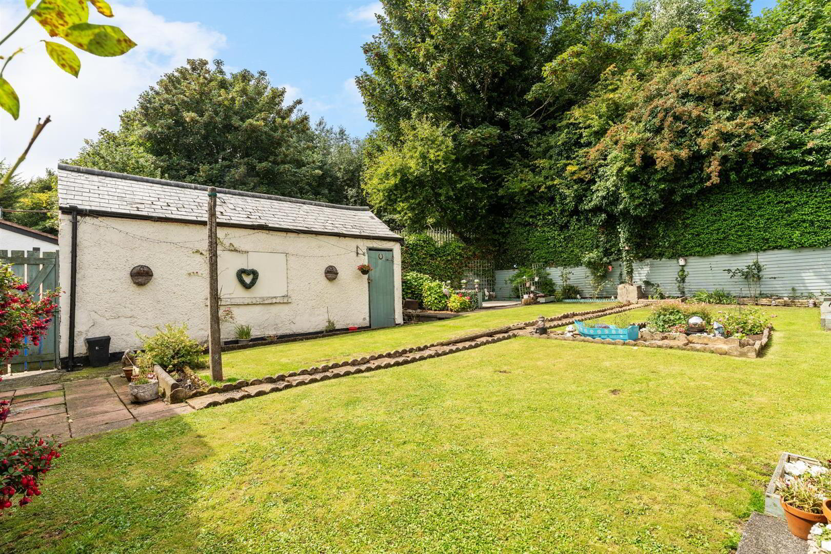 231 Ballygomartin Road 30 of 33