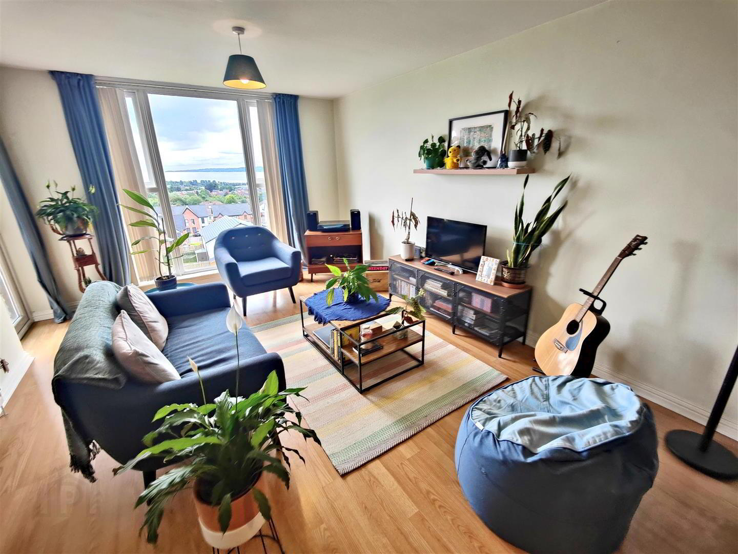 Apt 8, 1 Northview 8 of 22