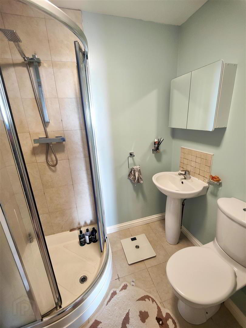 Apt 8, 1 Northview 18 of 22