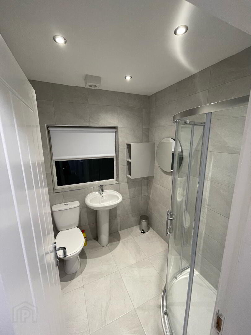 951 Upper Newtownards Road 3 of 6